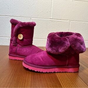 UGG Australia Bailey Button low Fur boot Women's 7 Magenta Pink Suede Fuchsia